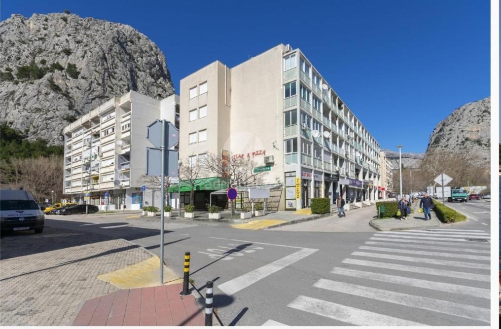 Center apartment PIA Omiš Kamer foto